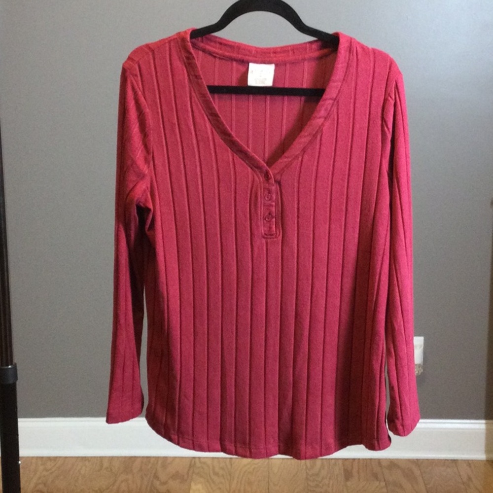 M Wonderly Ribbed V-Neck Red Lounge Top
